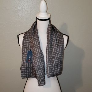 NWT Enrico Coveri Scarf Made in italy